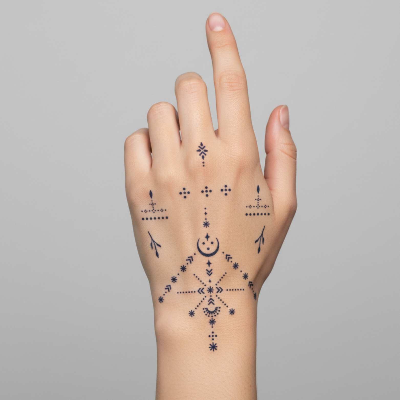 Henna Whispers